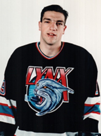 StJean_BruleSteve_VEDETTE_HST