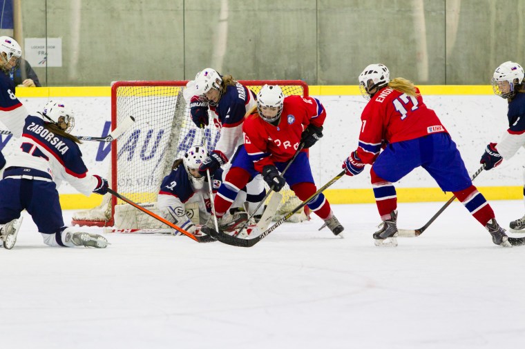 14-h-u18wwc-nor_svk-033